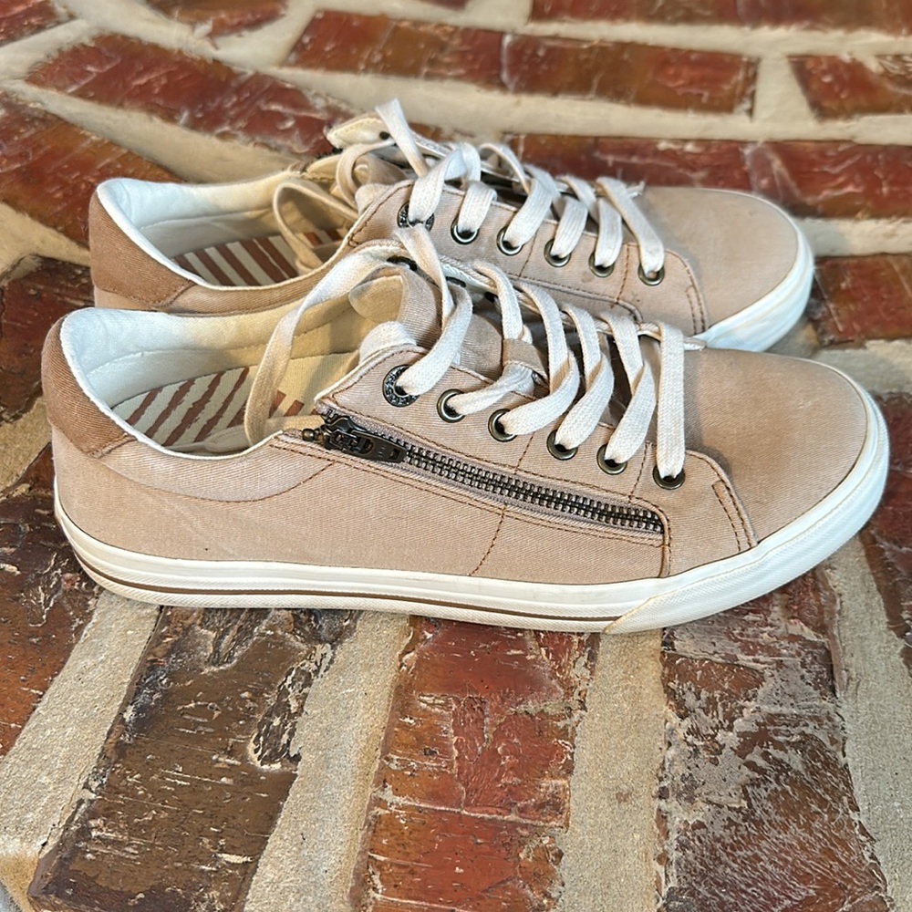 Taos Z Soul shoes